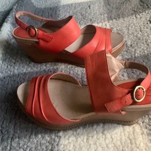 Mix Mooz sandal wedges used 2 times